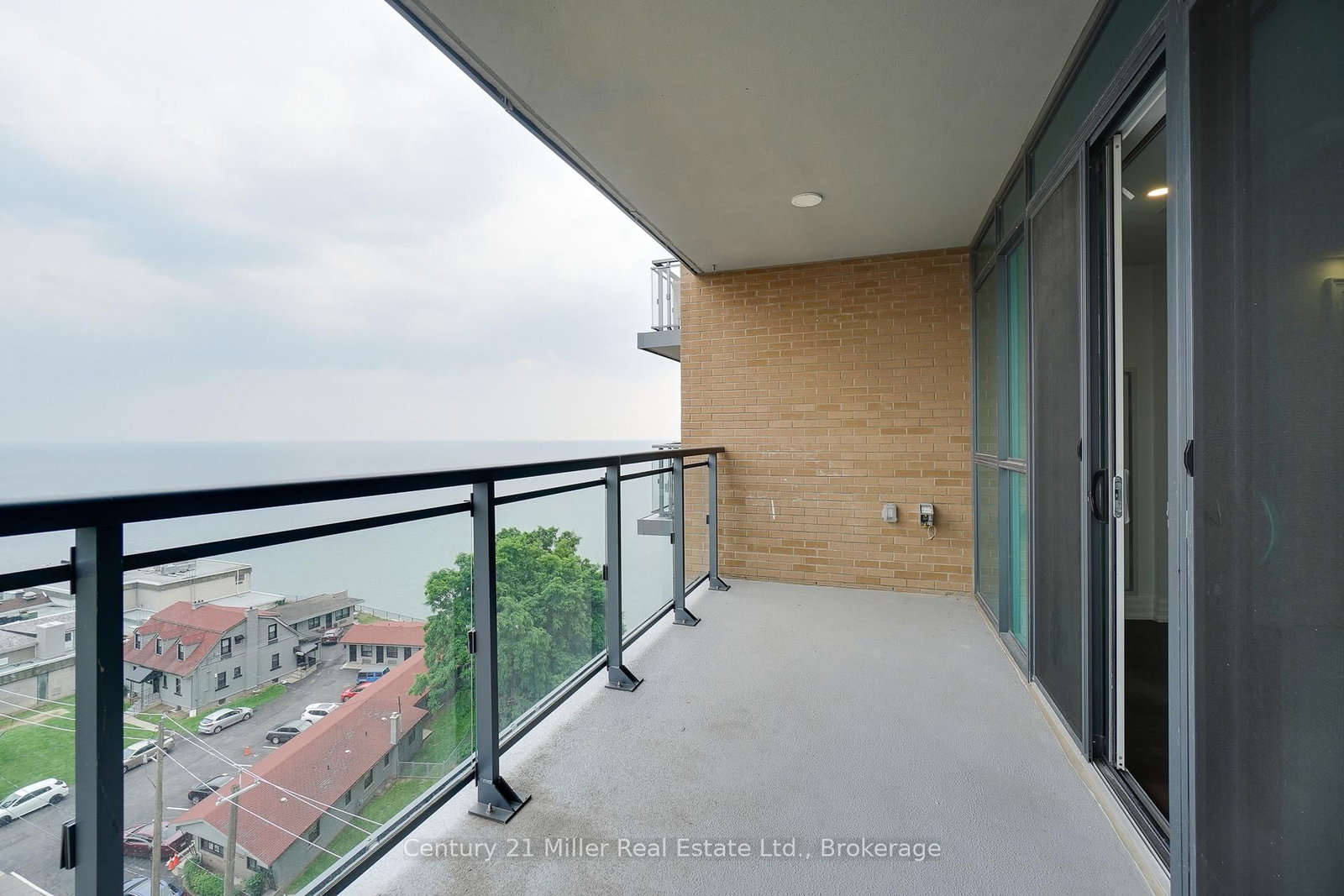 2060 Lakeshore Road • #802 • Burlington, ON photo 26