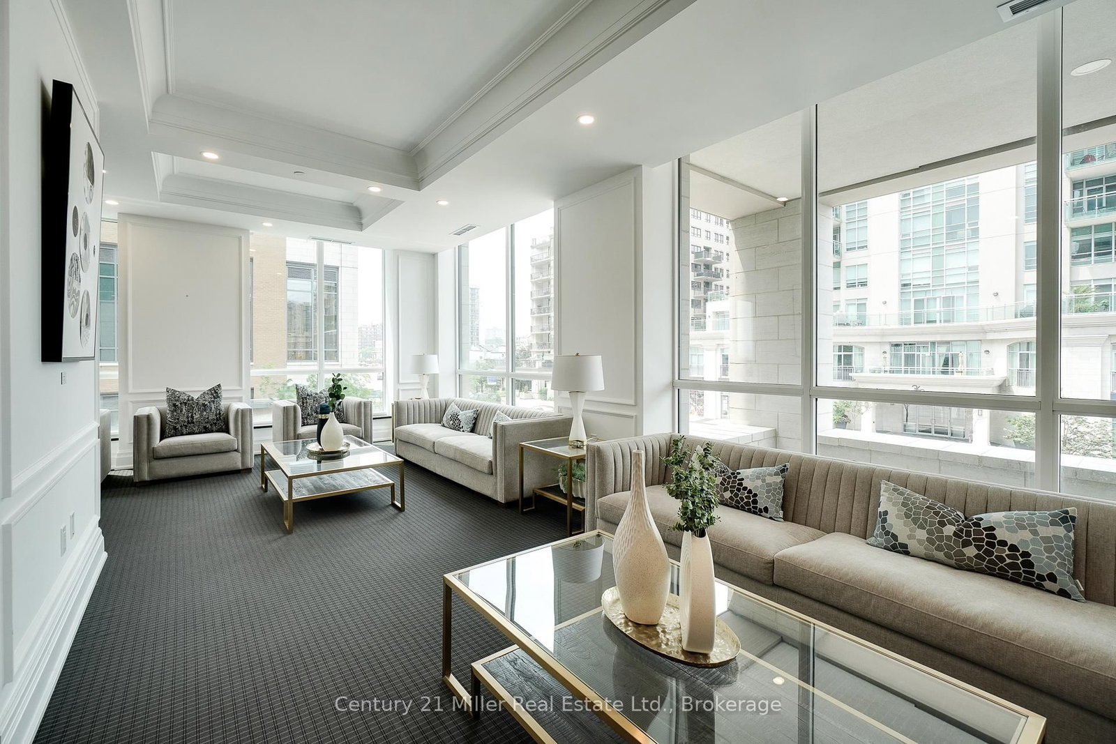 2060 Lakeshore Road • #802 • Burlington, ON photo 33