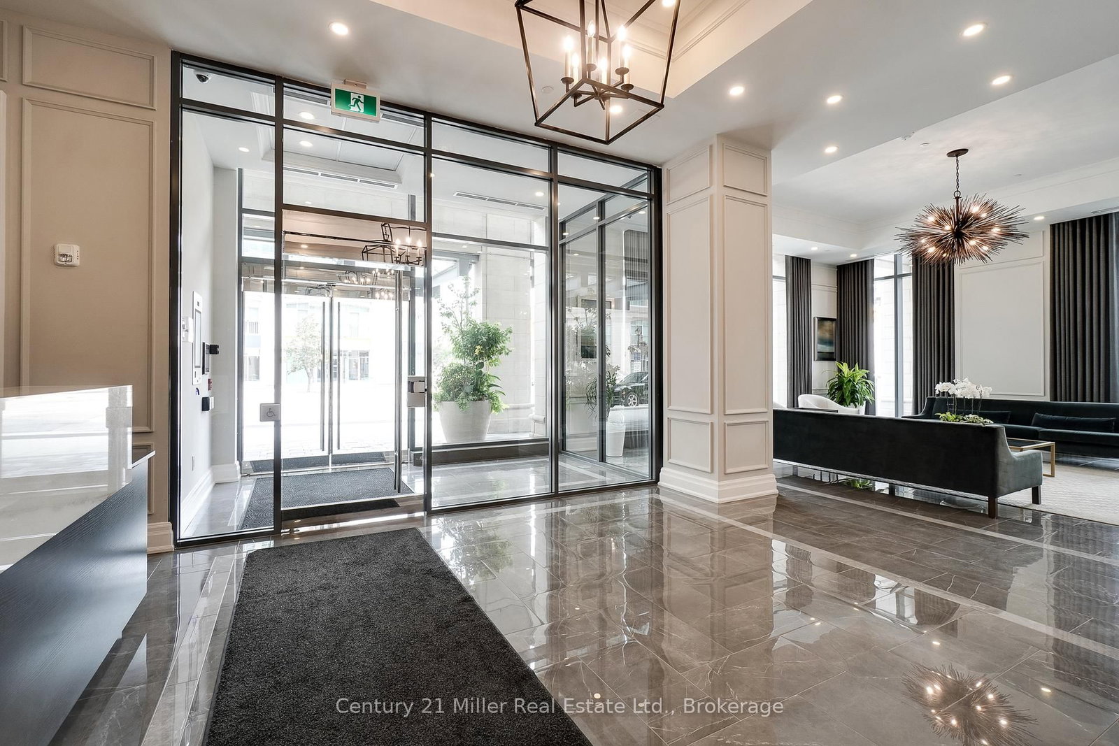 2060 Lakeshore Road • #802 • Burlington, ON photo 4