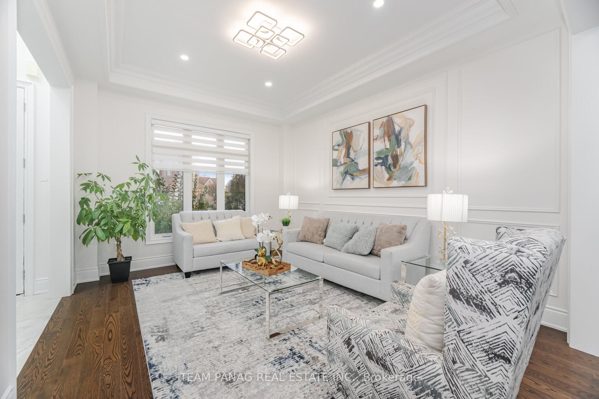 26 Snaresbrook Crescent