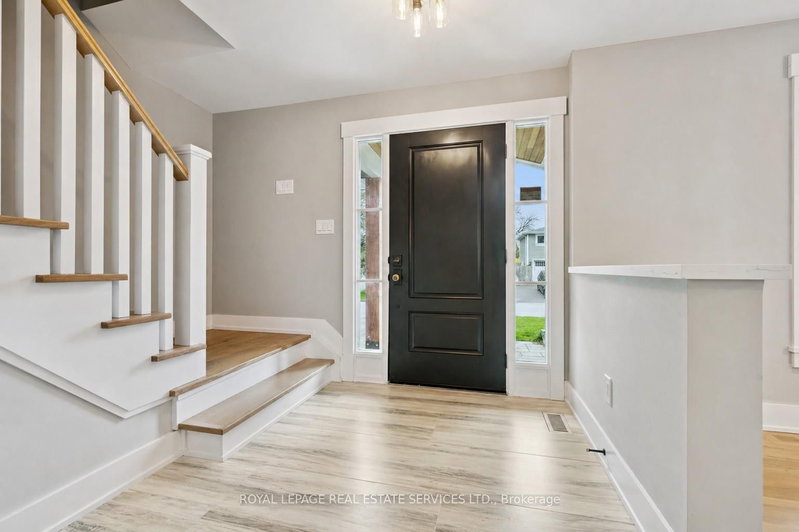 269 Sunray Oakville,ON L6L 3R7 — Photo 5