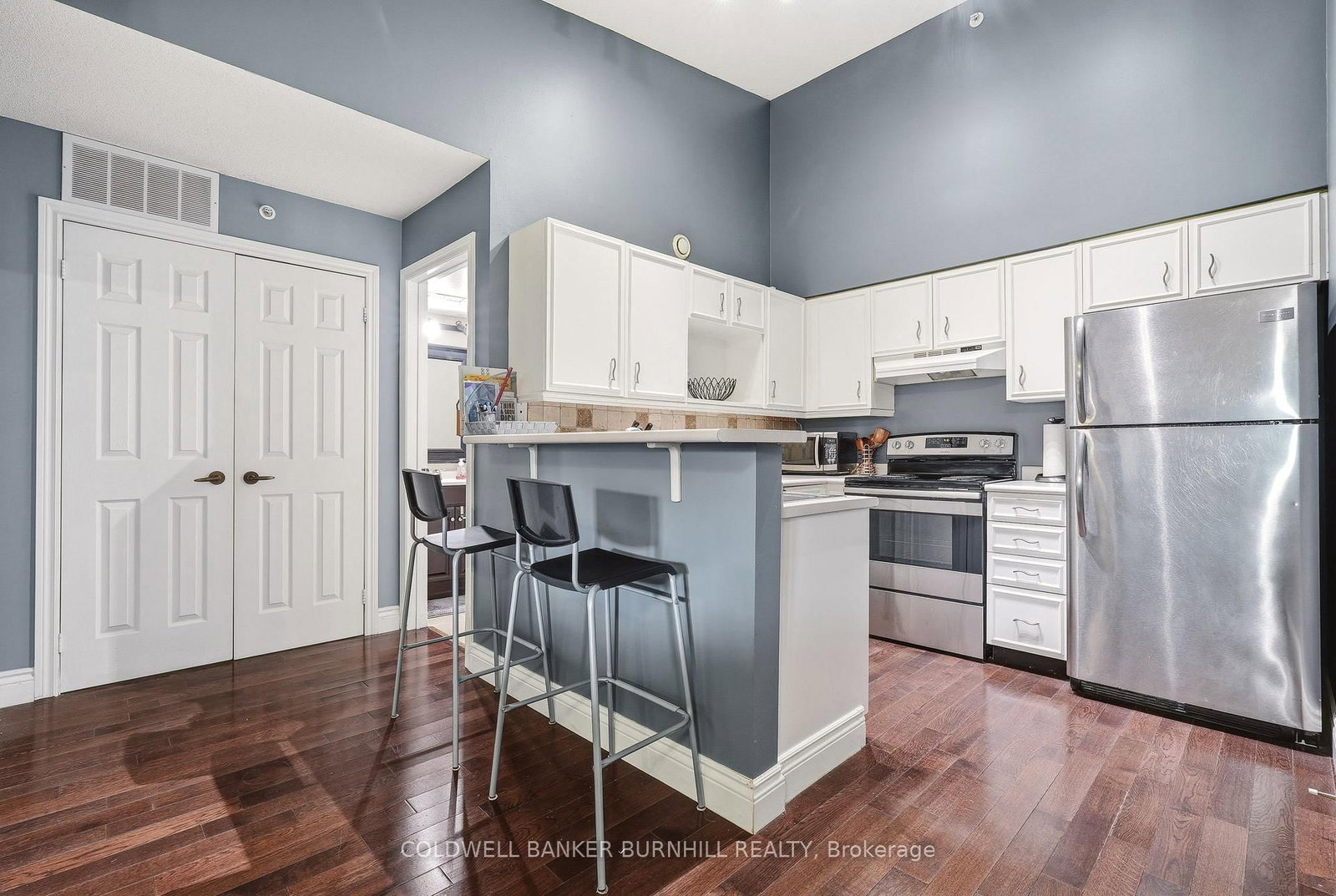 4005 Kilmer Drive, Unit 406 - Photo 4
