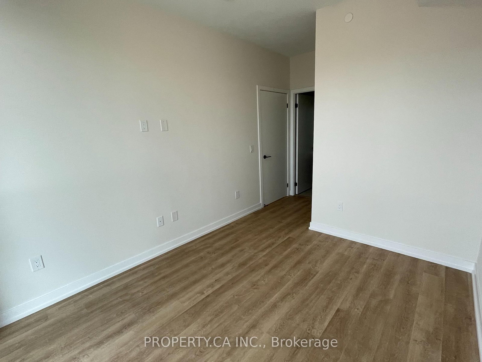 2300 St. Clair Avenue W, Unit 325 - Photo 11