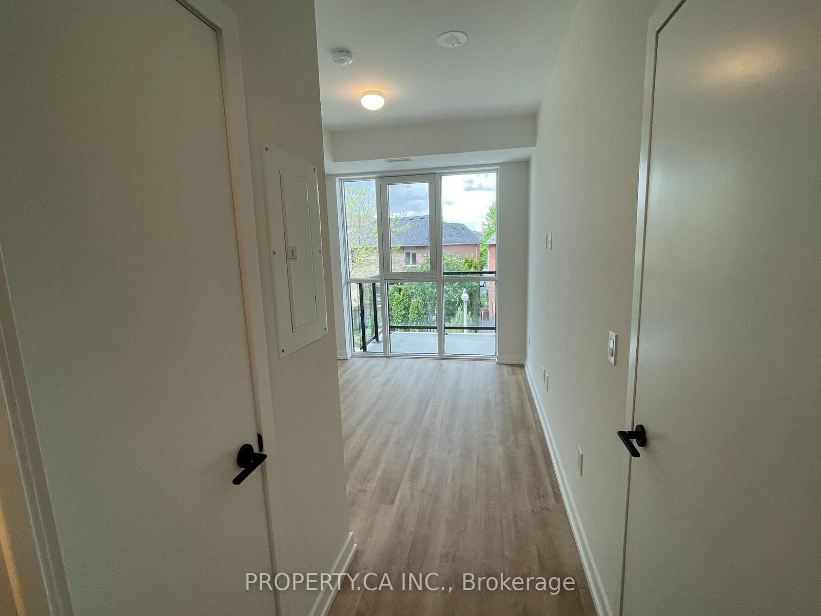 2300 St. Clair Avenue W, Unit 325 - Photo 13