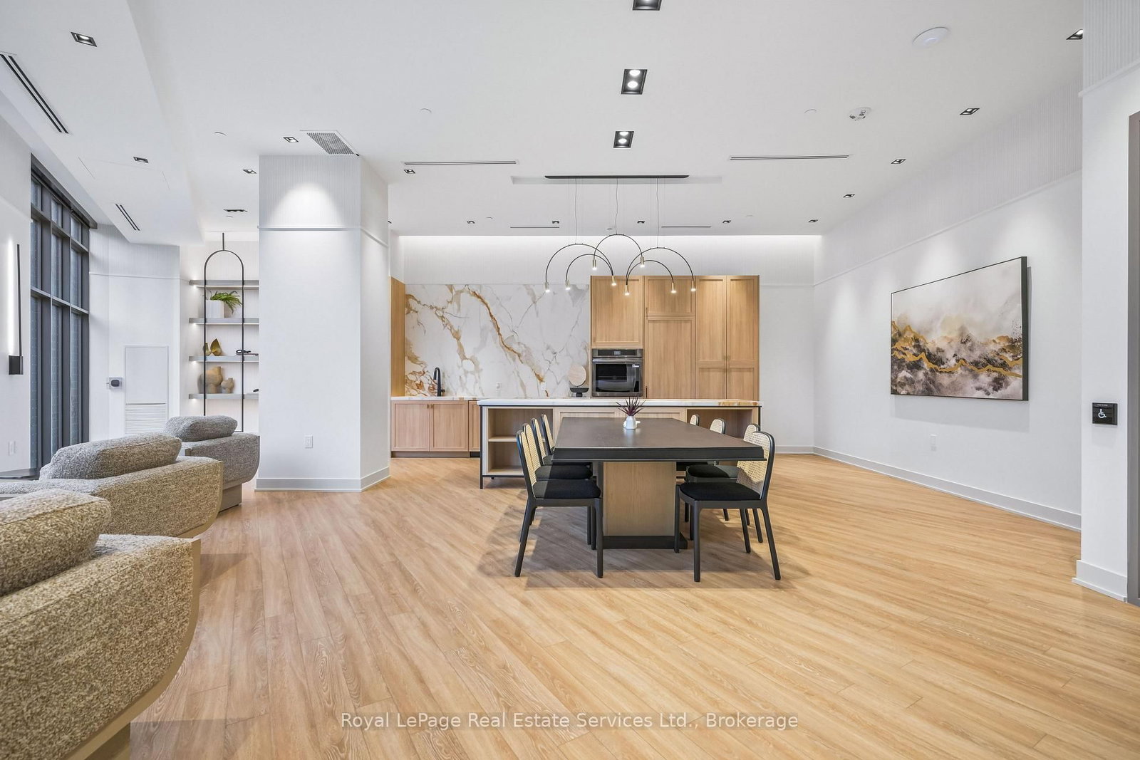 2088 James Street • #711 • Burlington, ON photo 30