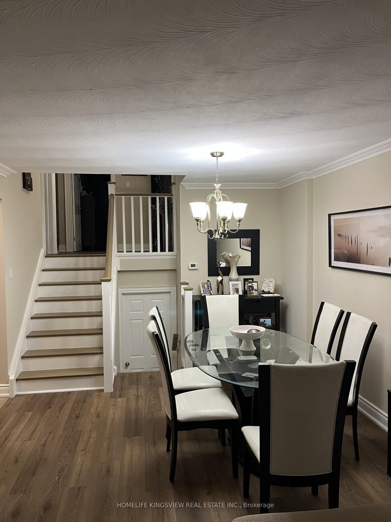 46 Clayhall Cres, Toronto, M3J 1W6 | Image 3