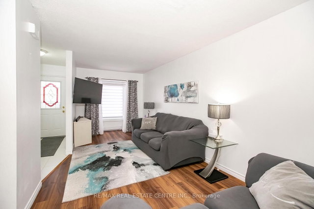 27 - 31 Parkview Drive
