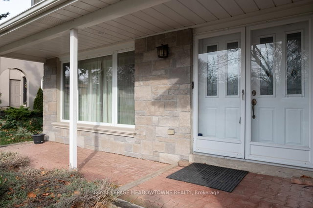 1435 Petrie Way