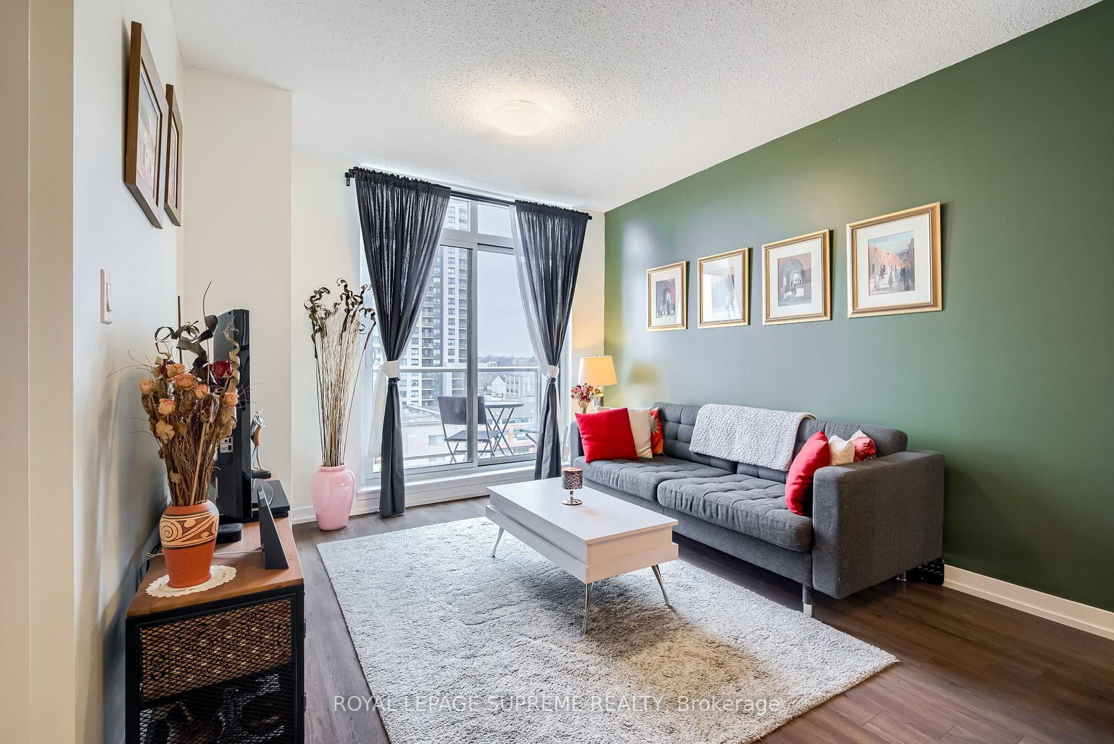 816 Lansdowne Avenue, Unit 805 - Photo 6