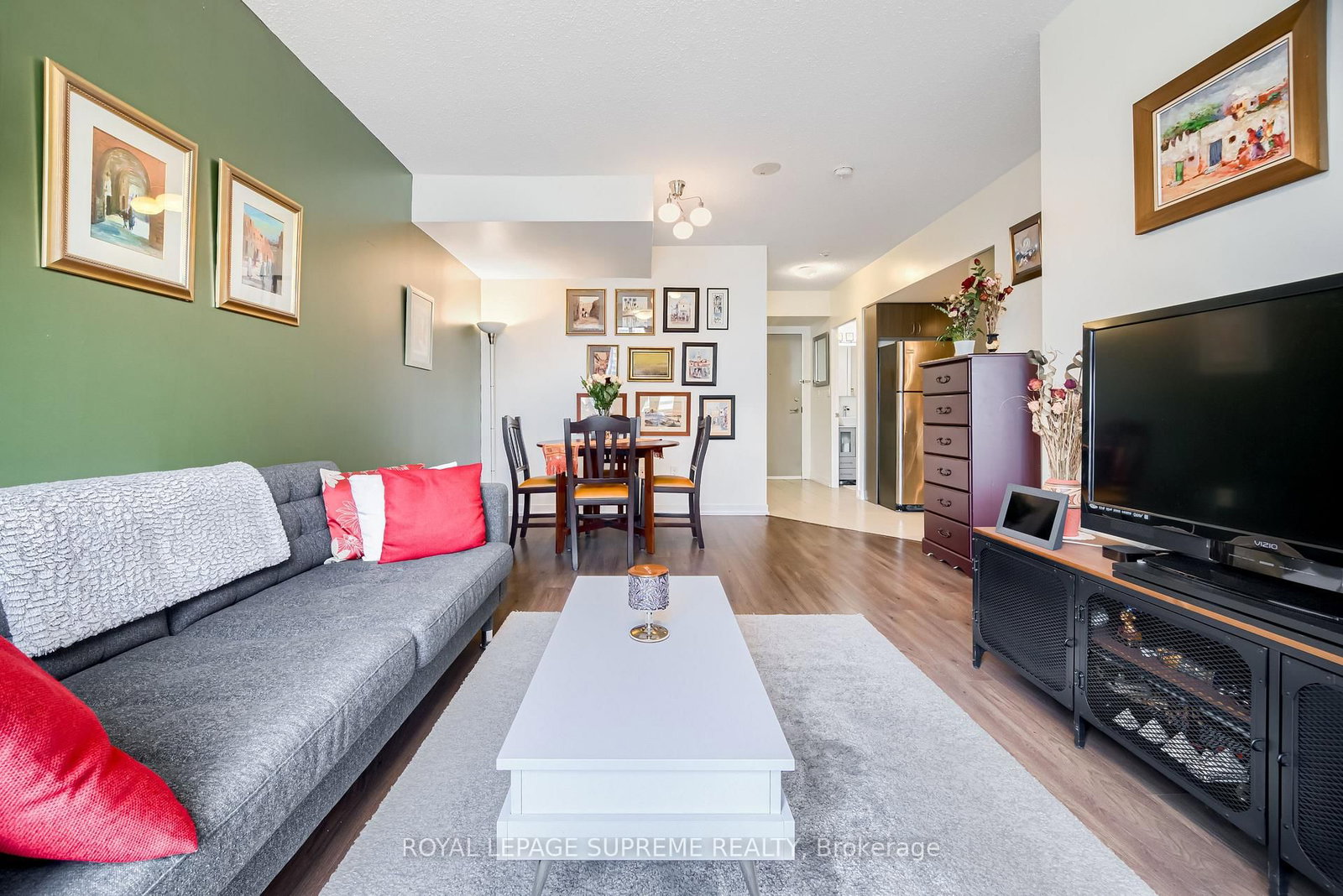 816 Lansdowne Avenue, Unit 805 - Photo 9