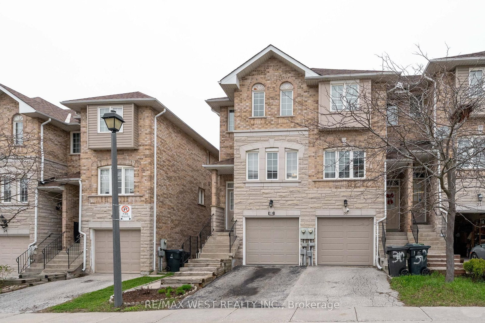 Townhouse for sale at 30-28 Shining Star Crescent, Toronto, Ontario, M6M 5L6 - Mount Dennis - MLS: W13068912