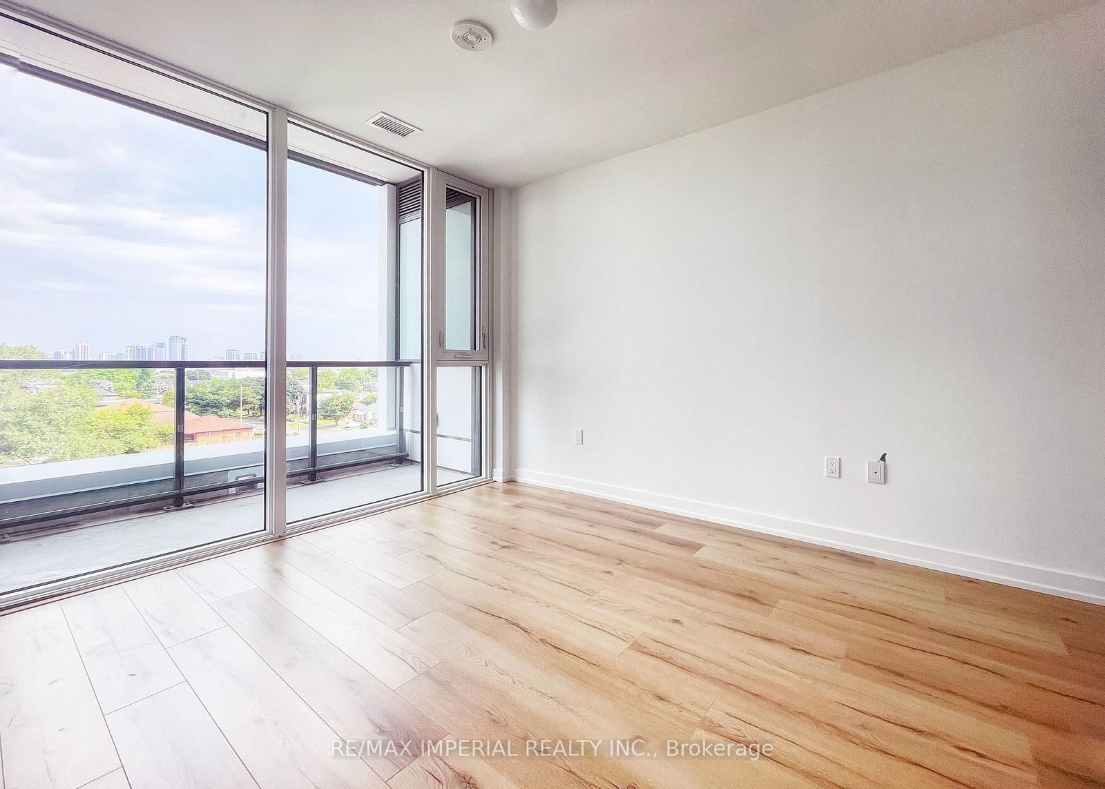 1195 The Queensway, Unit 605 - Photo 7