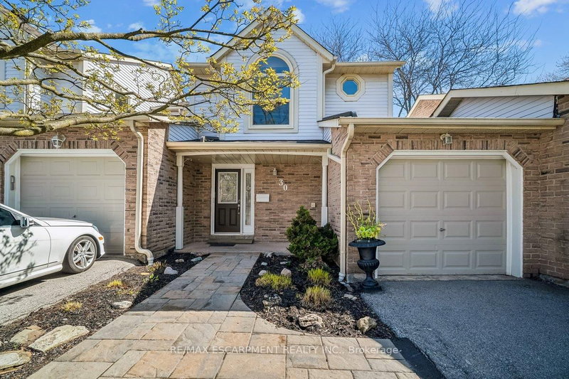 30 - 5255 Lakeshore Road