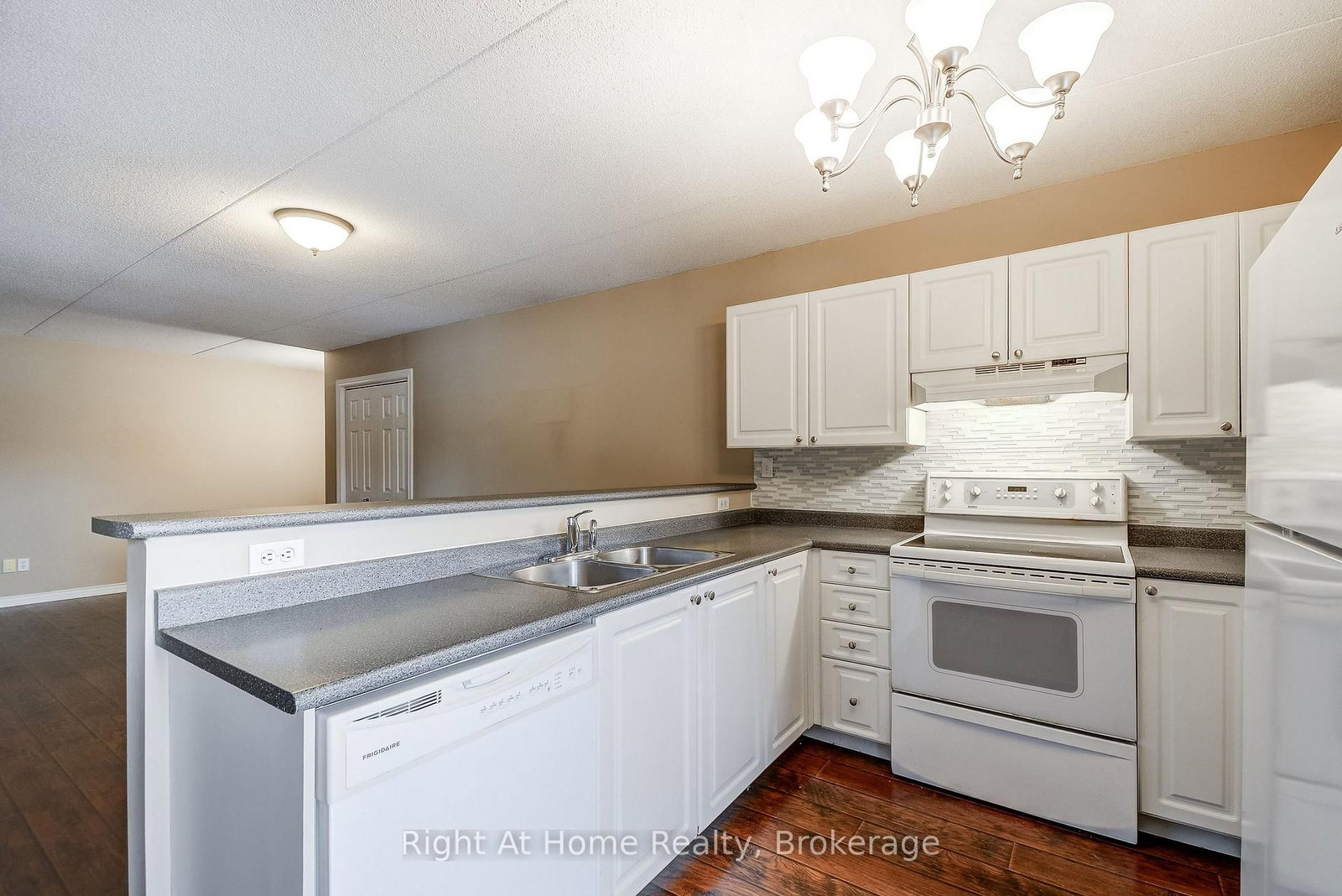 4005 Kilmer Drive, Unit 212 - Photo 13