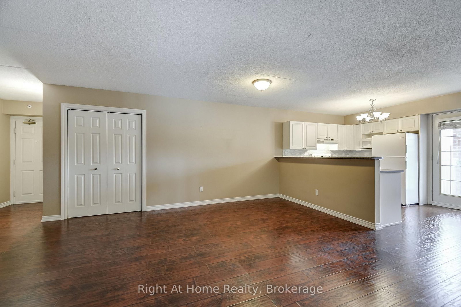4005 Kilmer Drive, Unit 212 - Photo 9