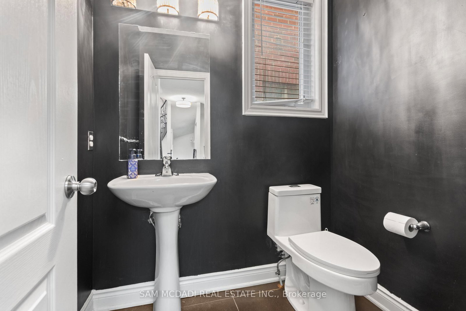 53 Lorenville Drive • Brampton, ON photo 15