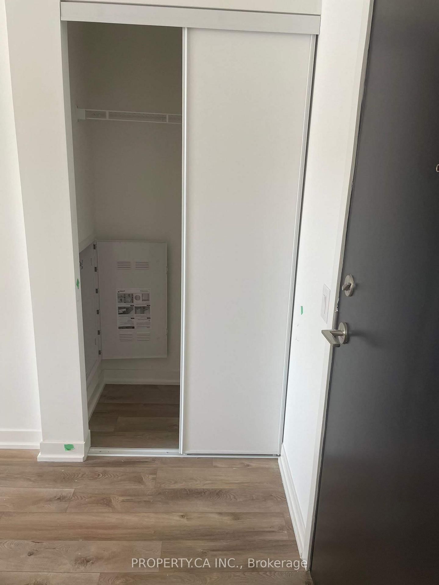 1808 St. Clair Avenue W, Unit 1005 - Photo 19