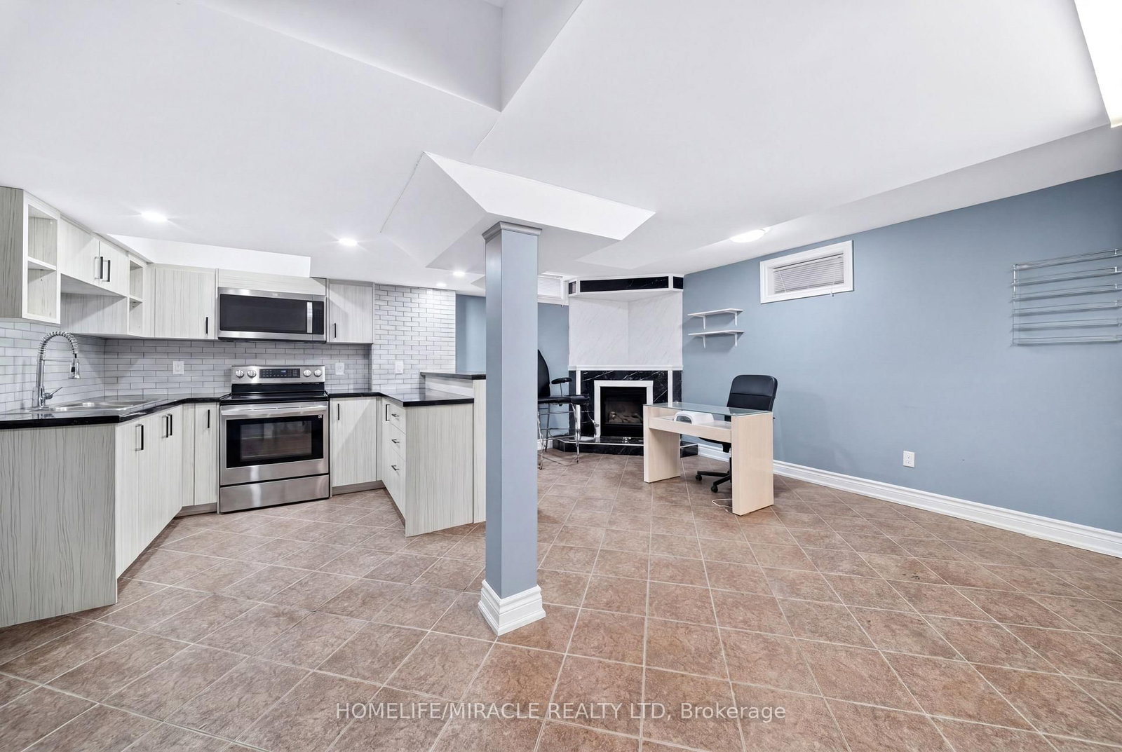Listing Image 35