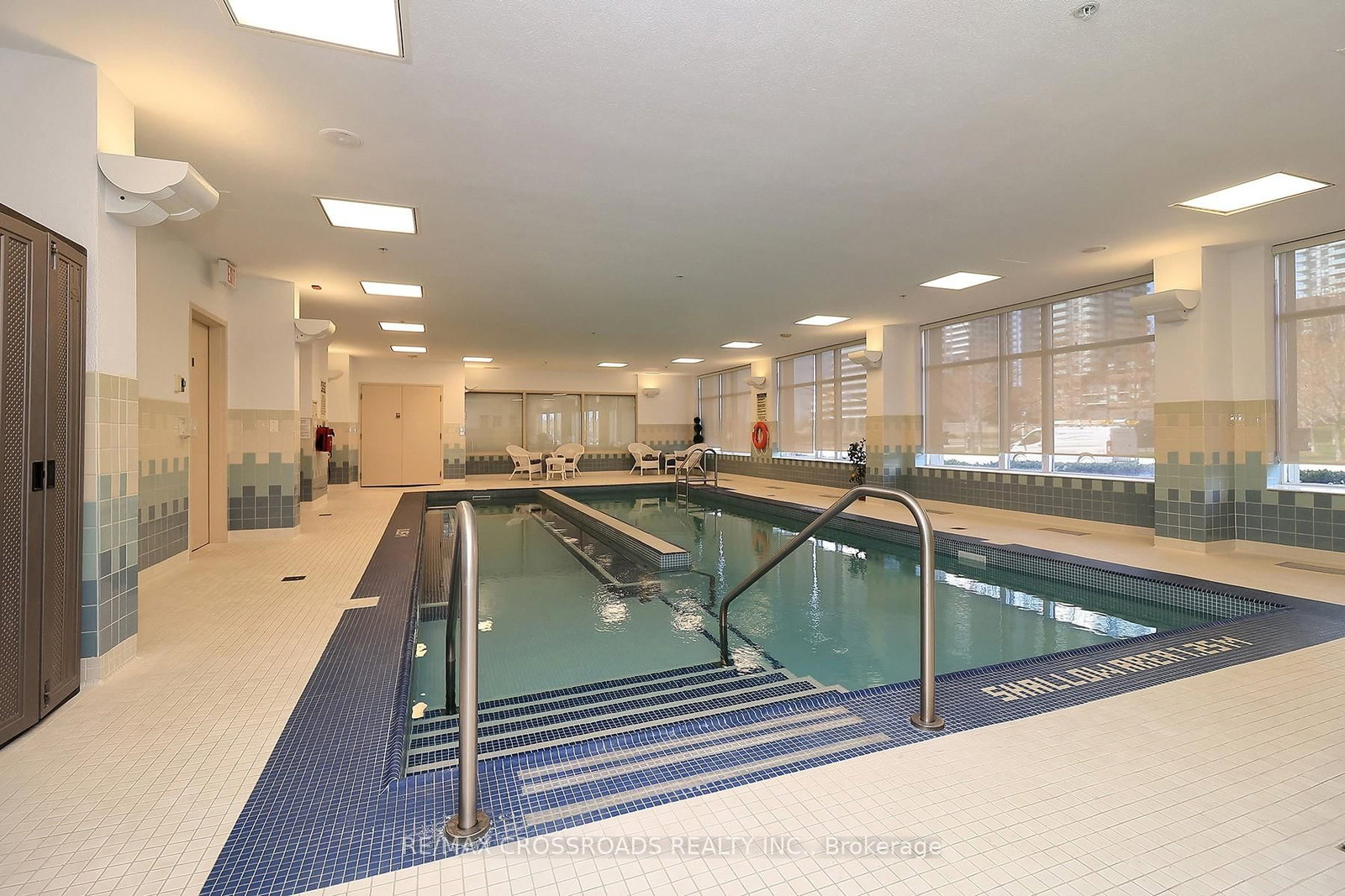 350 Princess Royal Drive, Unit 703 - Photo 27