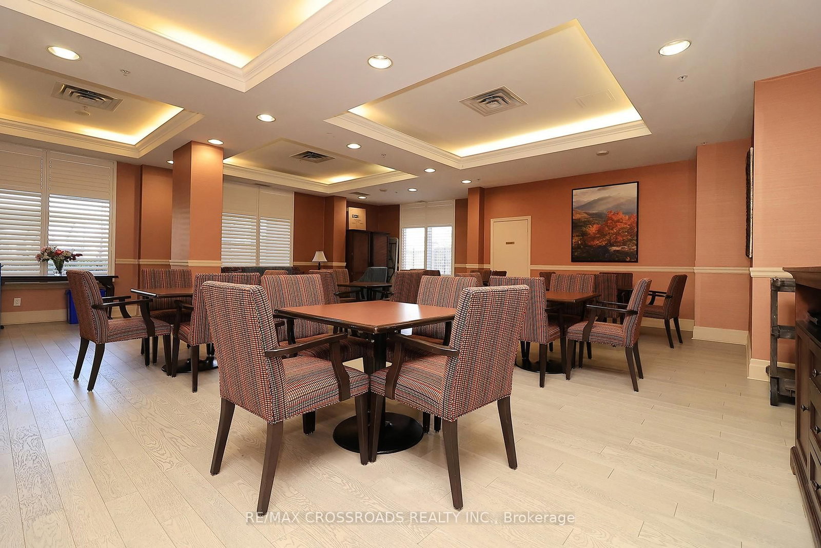 350 Princess Royal Drive, Unit 703 - Photo 29
