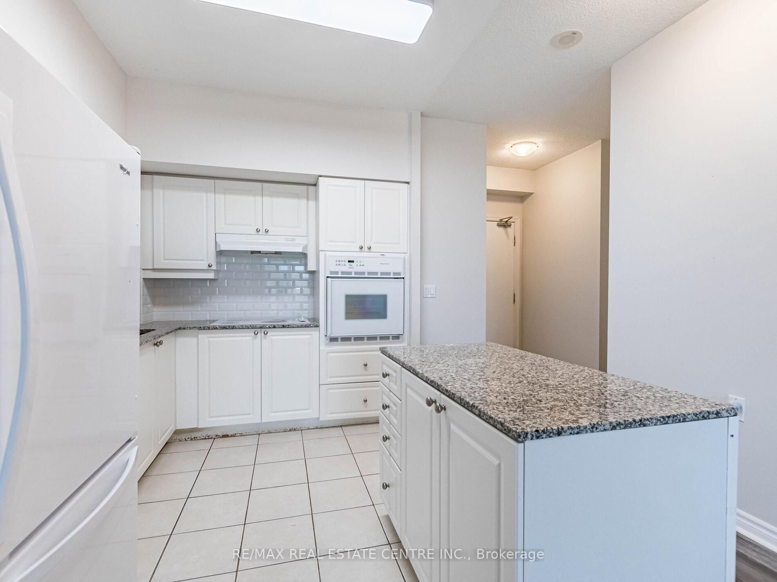 810 Scollard Court • #309 • Mississauga, ON photo 12