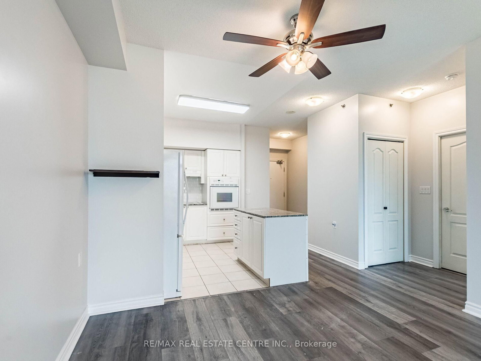 810 Scollard Court • #309 • Mississauga, ON photo 21