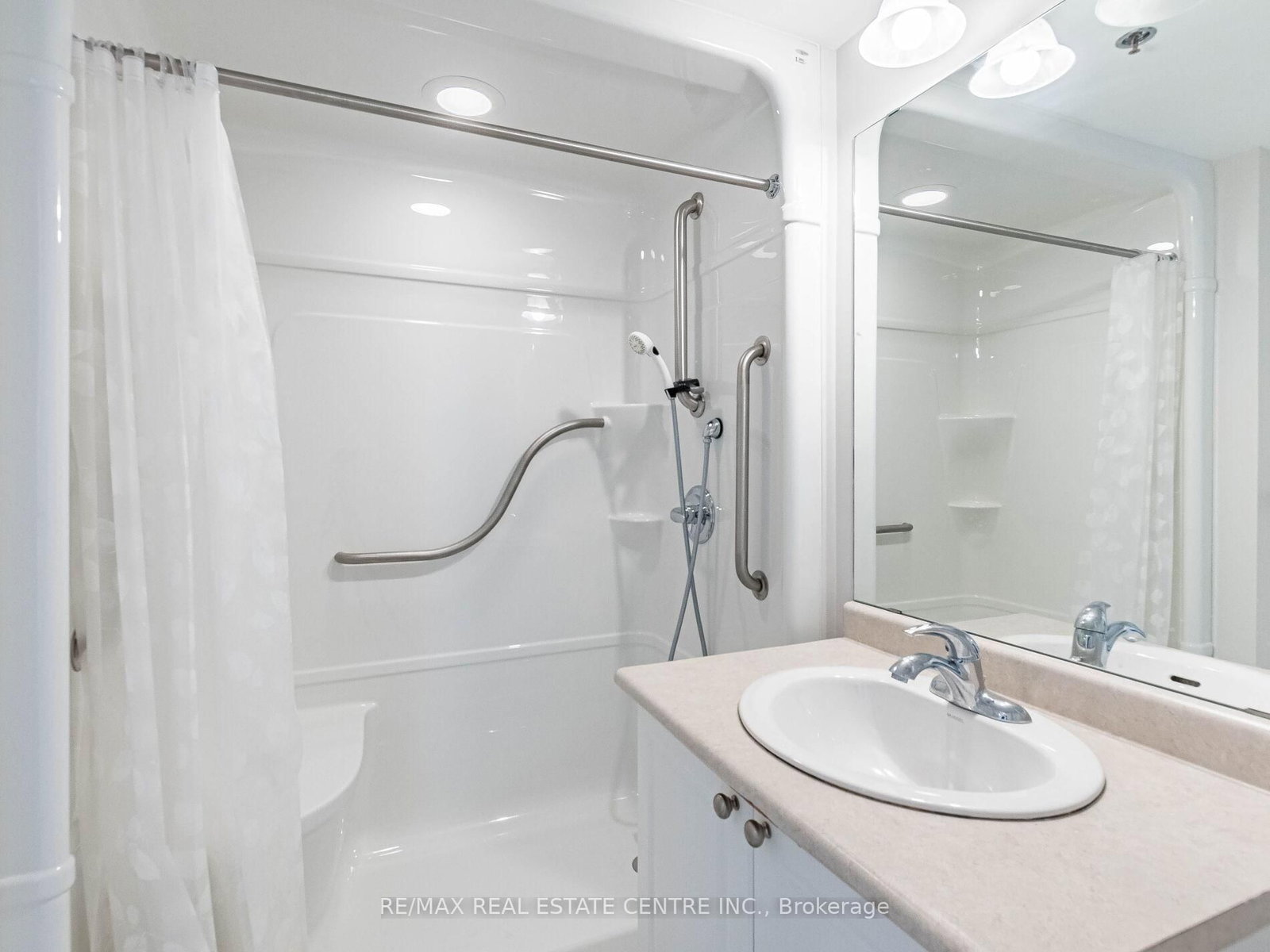 810 Scollard Court • #309 • Mississauga, ON photo 31