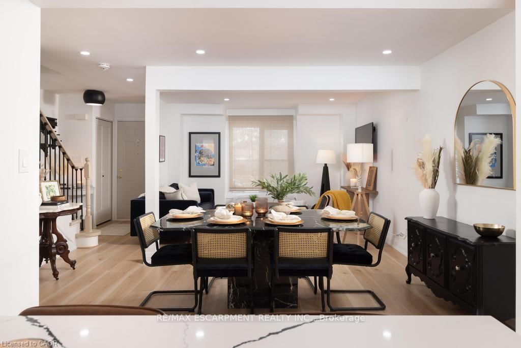 1422 GHENT Avenue E - Photo 11