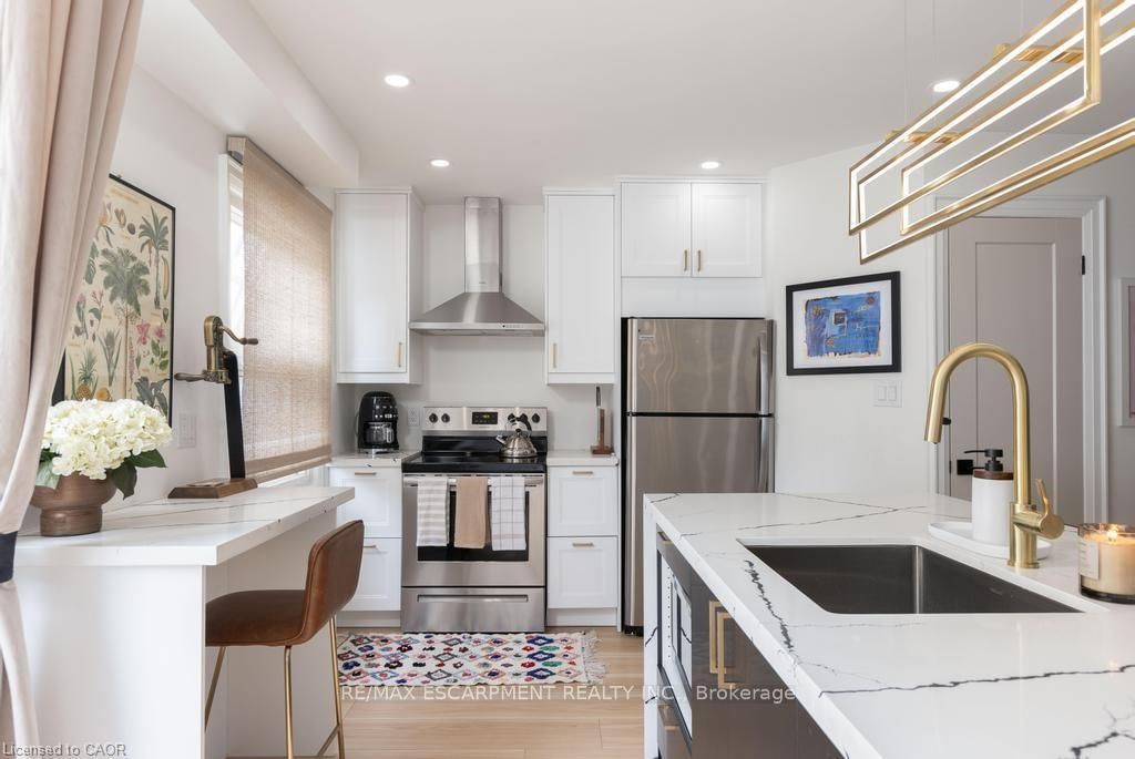 1422 GHENT Avenue E - Photo 9