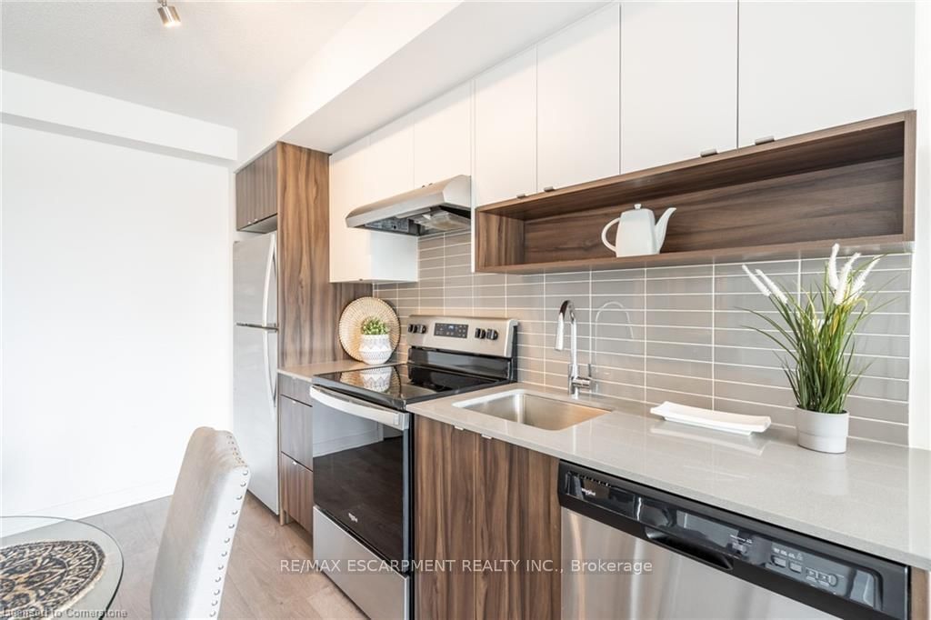 1117 Cooke Boulevard • #A305 • Burlington, ON photo 9