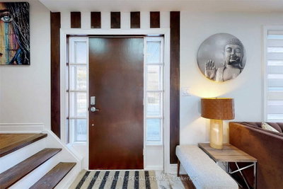 5 Norval Crescent — photo 4