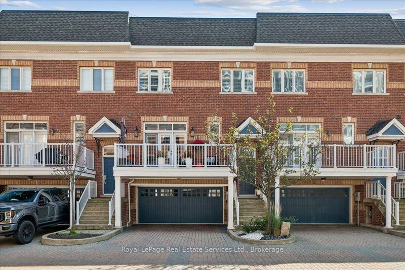 3 - 120 Bronte Road