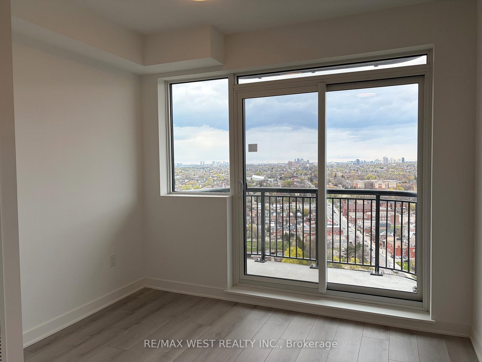 1185 Dupont Street, Unit 2103 - Photo 15