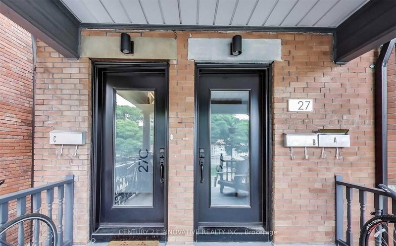 C (Upper) - 27 St Johns Rd, Toronto, M6P 1T7 | Image 2