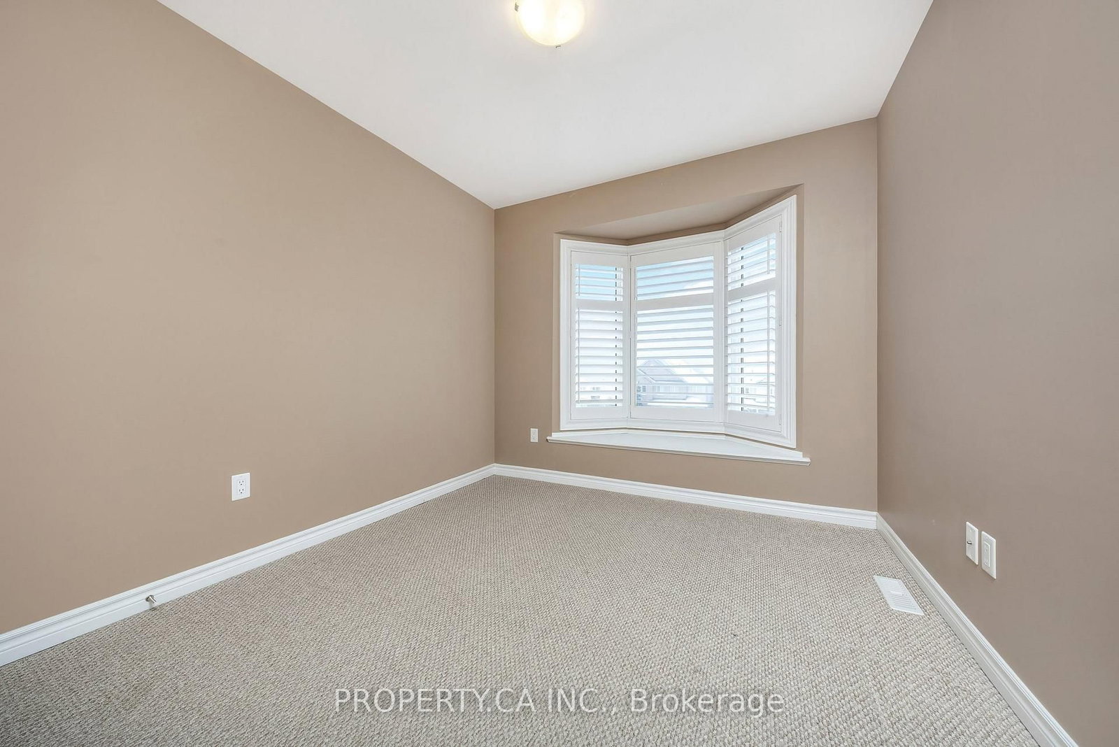 1254 Main Street E - Photo 31
