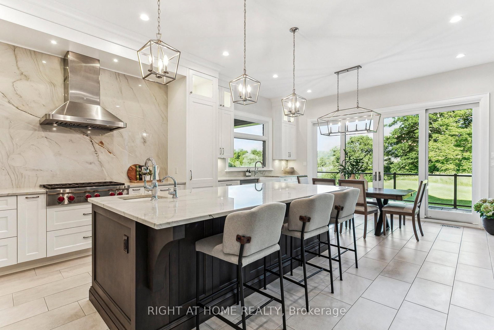 2606 Harvestmoon Lane • Burlington, ON photo 12