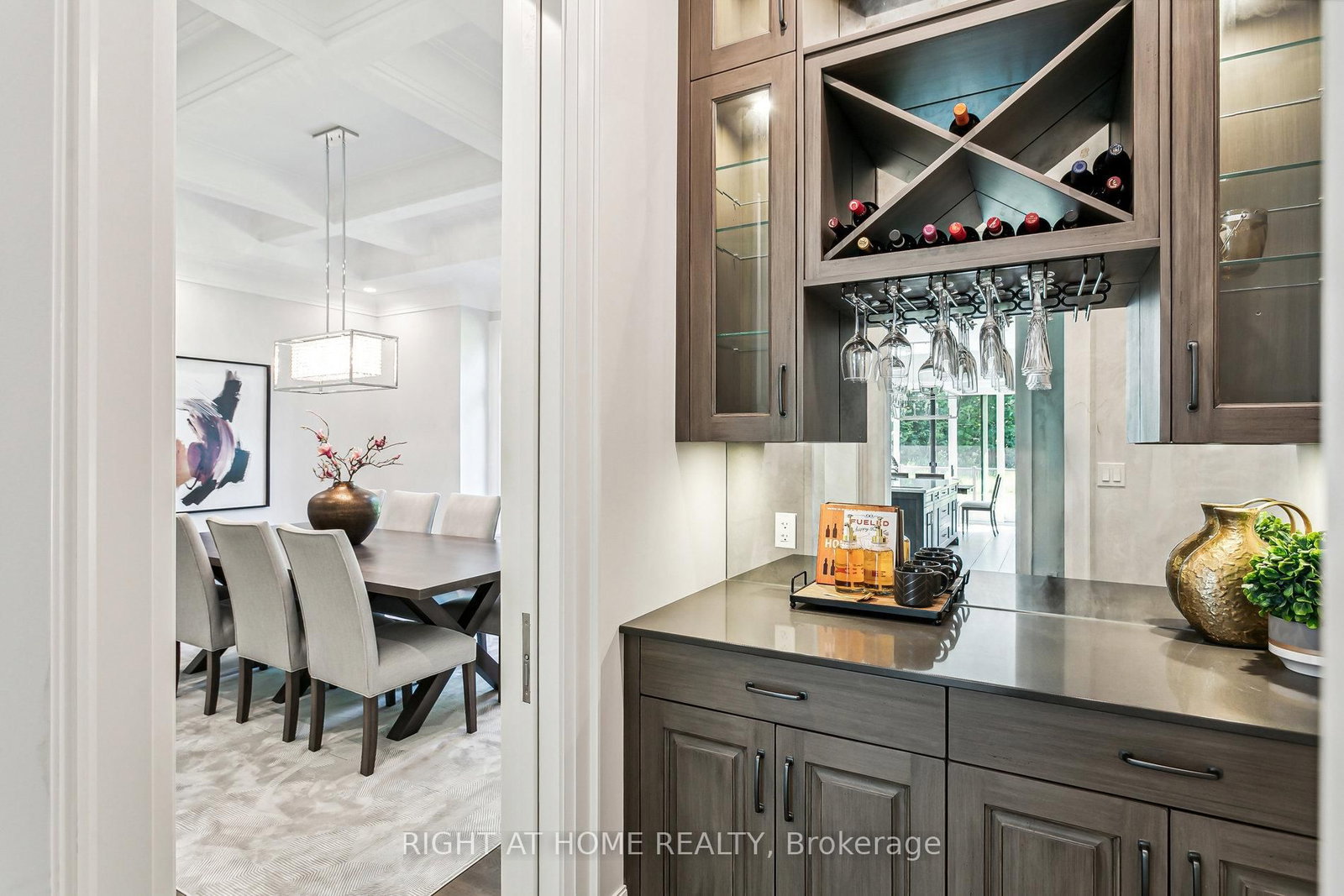 2606 Harvestmoon Lane • Burlington, ON photo 18