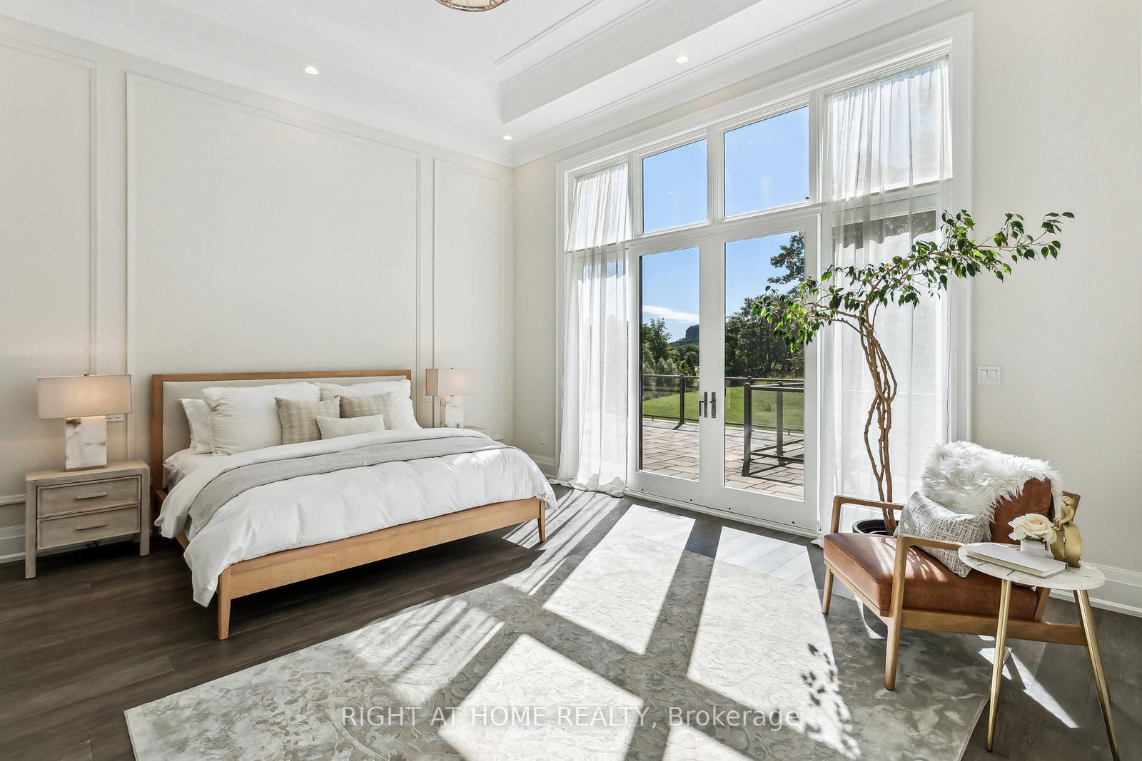 2606 Harvestmoon Lane • Burlington, ON photo 23