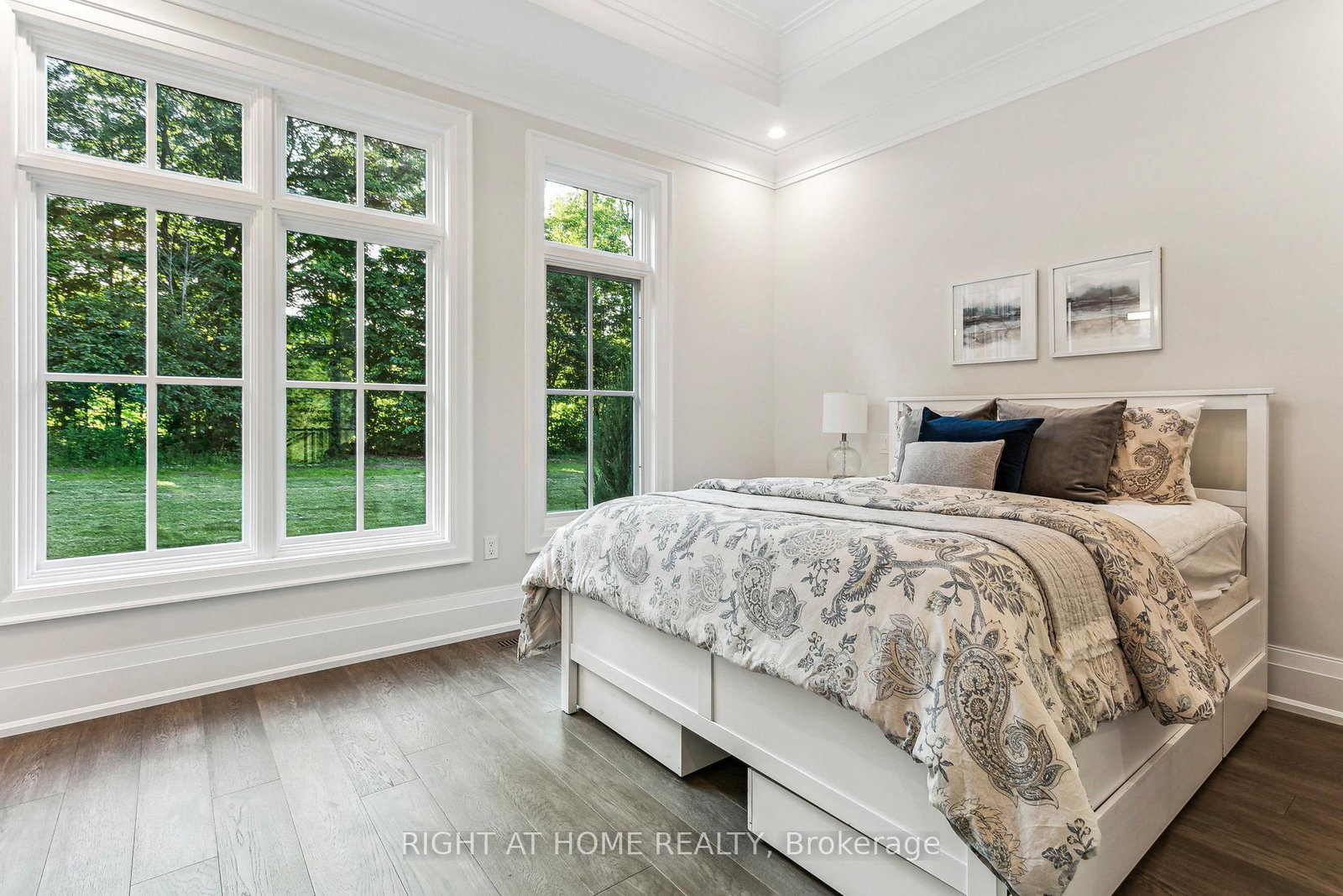 2606 Harvestmoon Lane • Burlington, ON photo 29