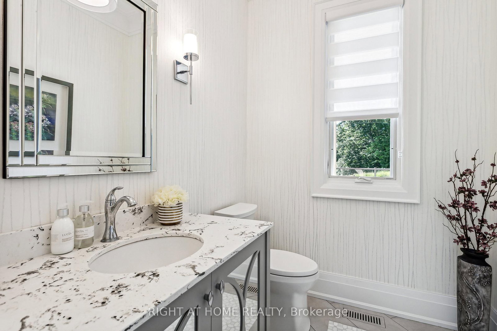 2606 Harvestmoon Lane • Burlington, ON photo 31