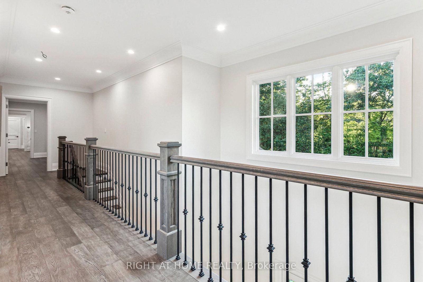 2606 Harvestmoon Lane • Burlington, ON photo 35