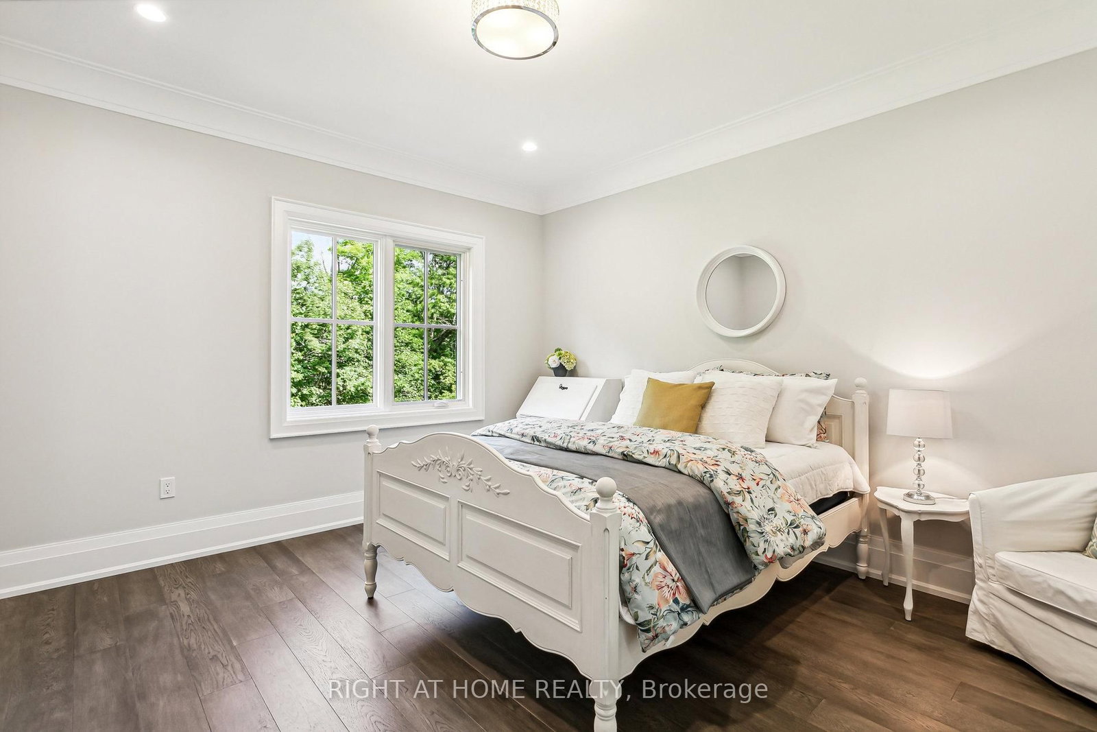 2606 Harvestmoon Lane • Burlington, ON photo 38