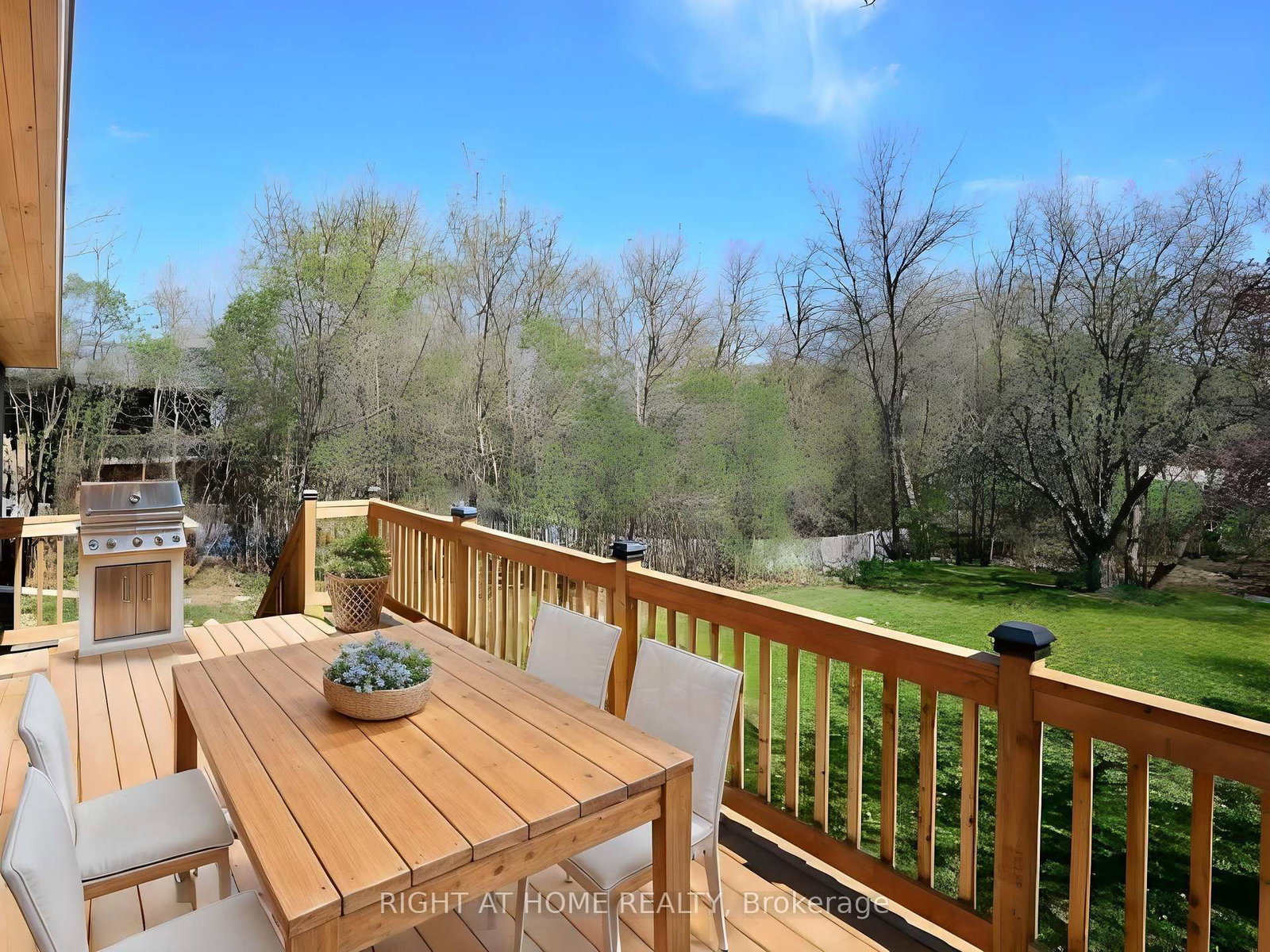 15 Pioneer Drive • Mississauga, ON photo 14