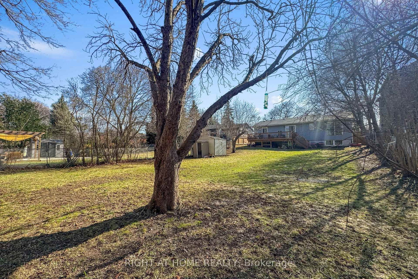 15 Pioneer Drive • Mississauga, ON photo 22