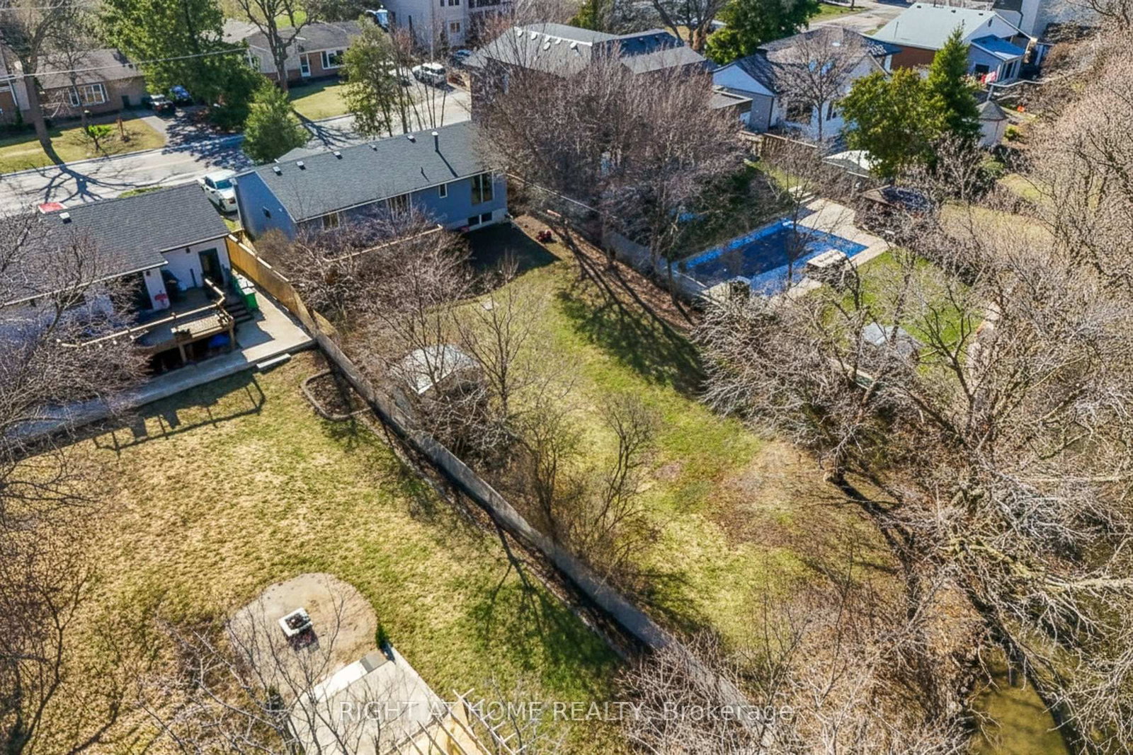 15 Pioneer Drive • Mississauga, ON photo 26