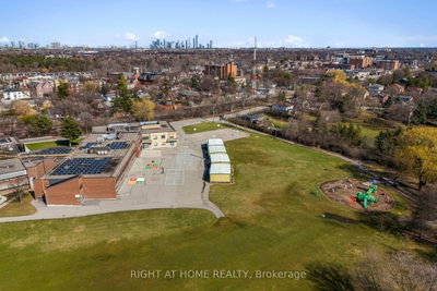 15 Pioneer Mississauga,ON L5M 1G8 — Photo 30