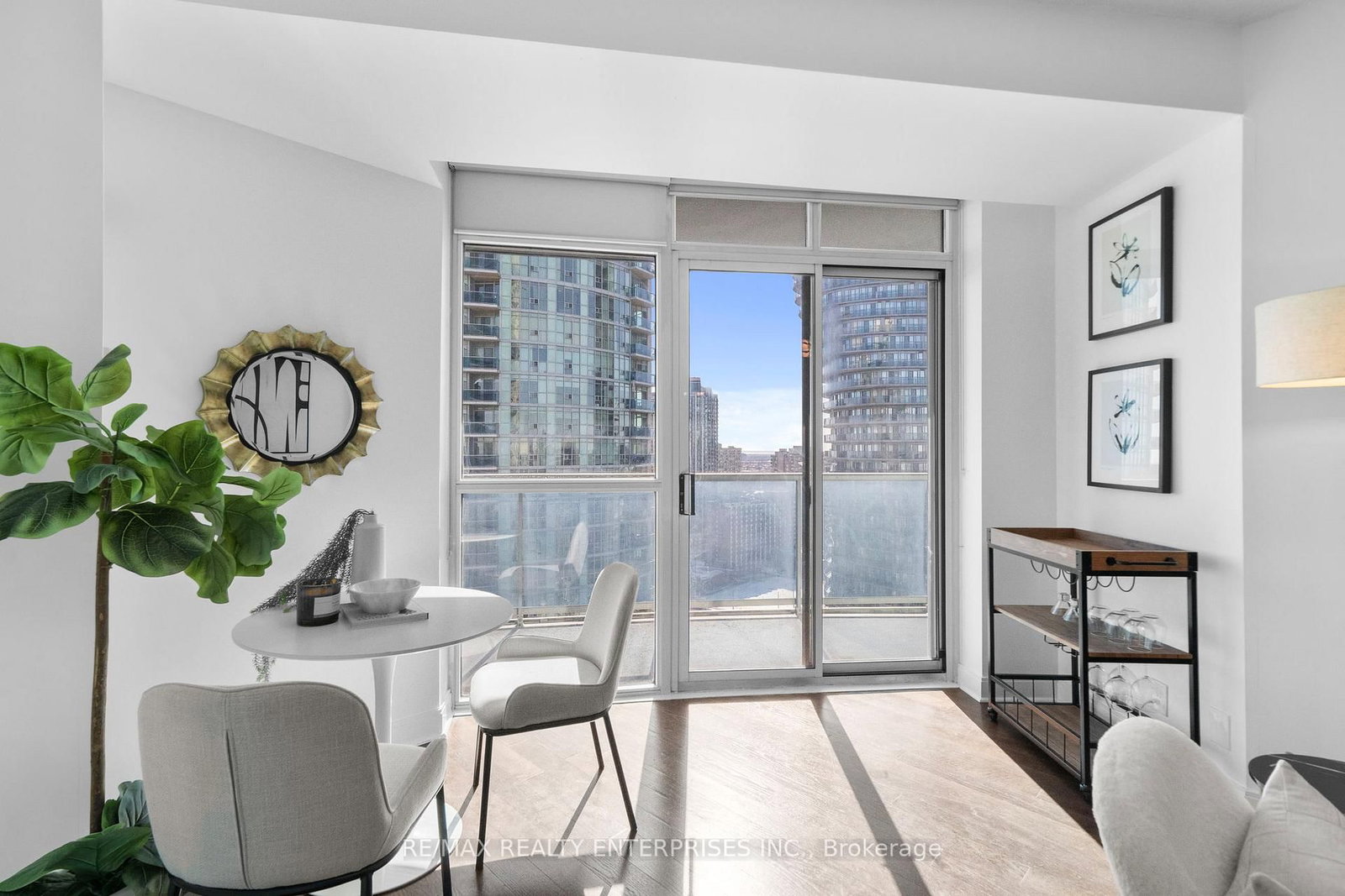 80 Absolute Avenue, Unit 2306 - Photo 7
