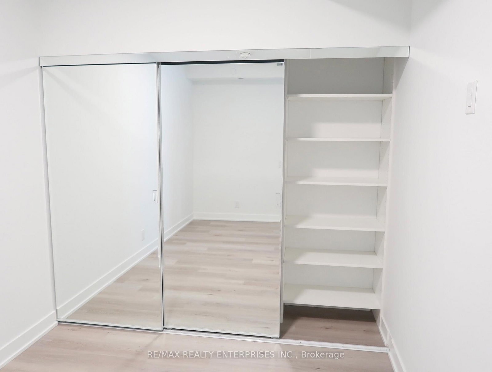 1660 Bloor Street W, Unit 303 - Photo 19