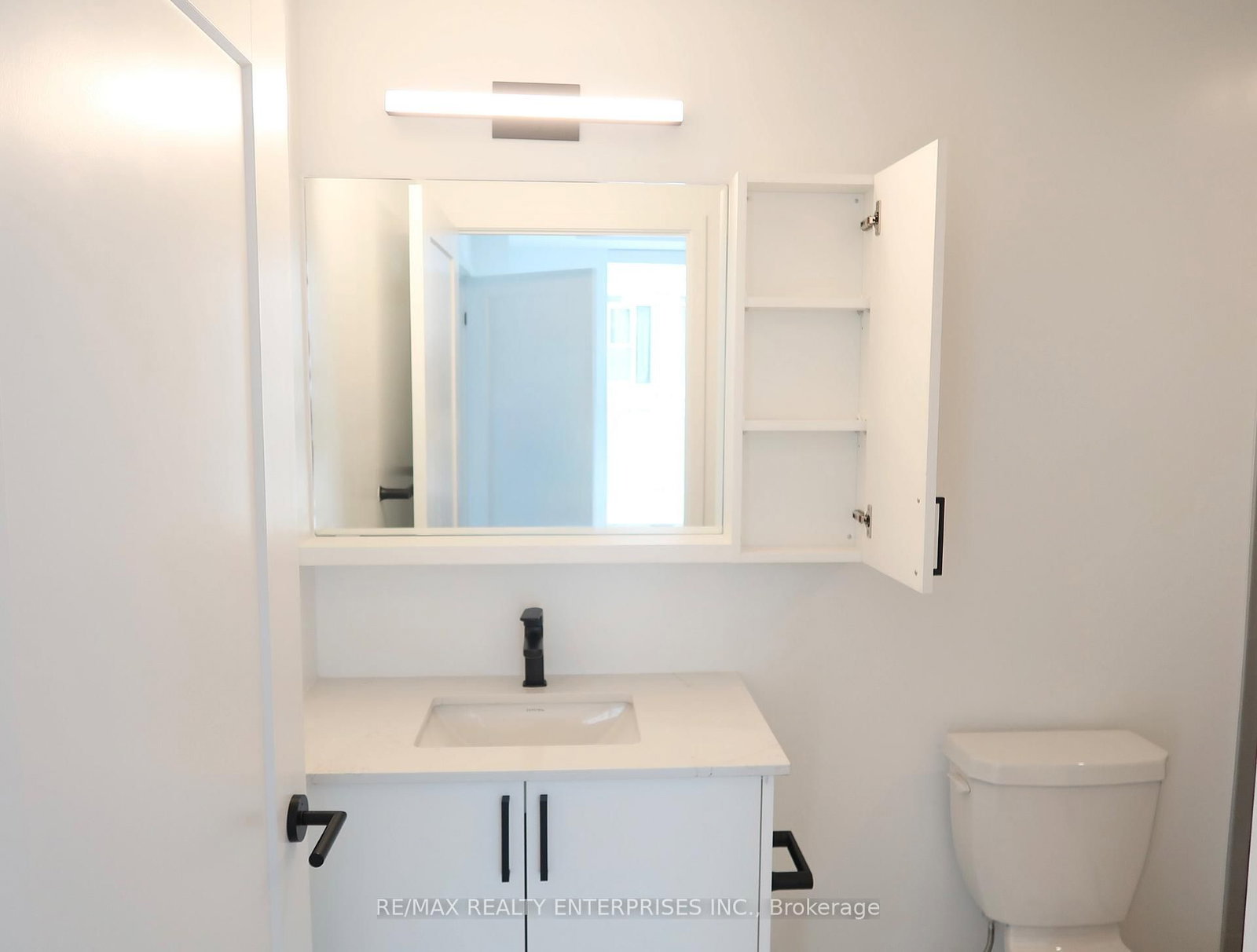 1660 Bloor Street W, Unit 303 - Photo 26