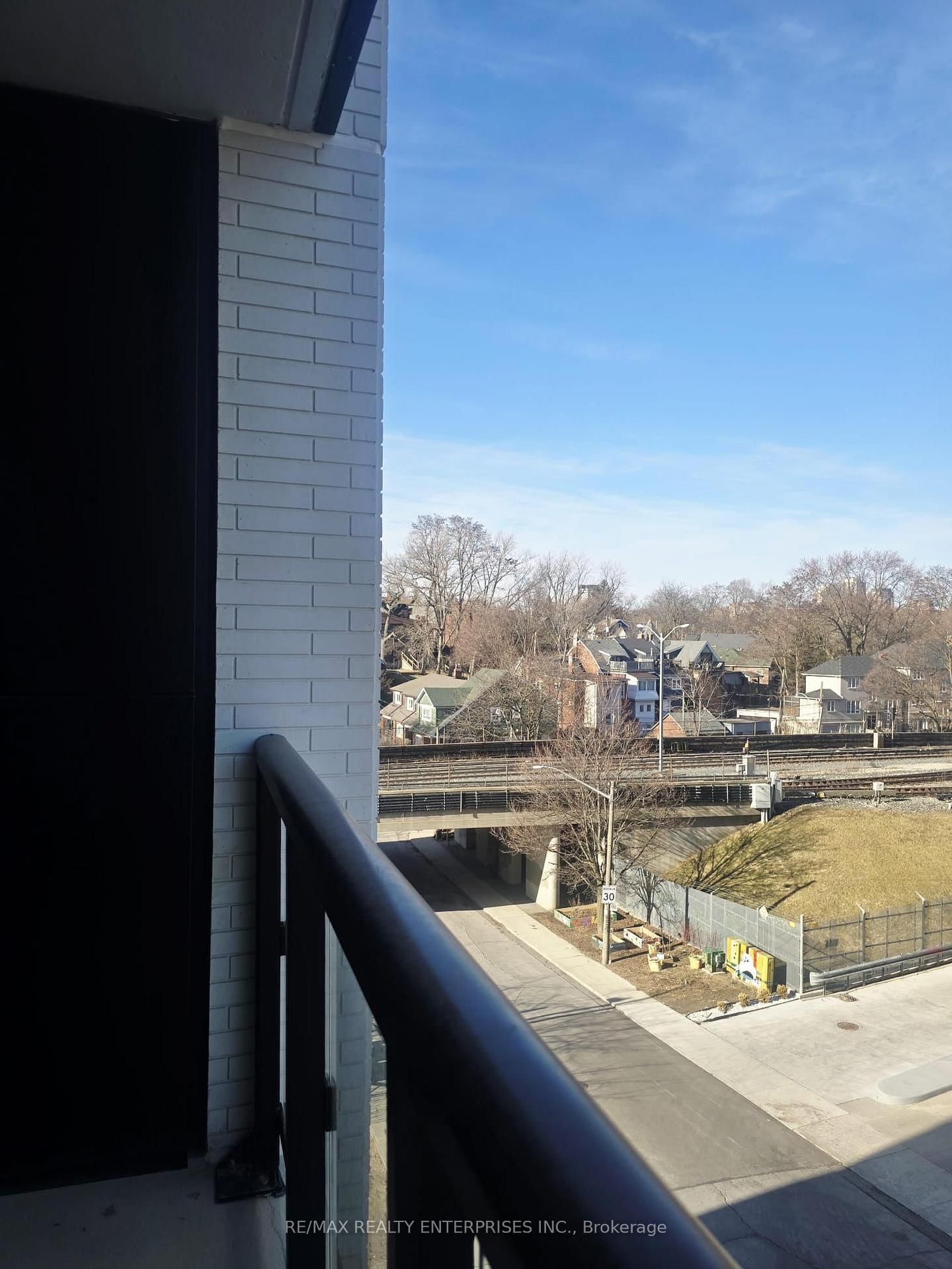 1660 Bloor Street W, Unit 303 - Photo 31